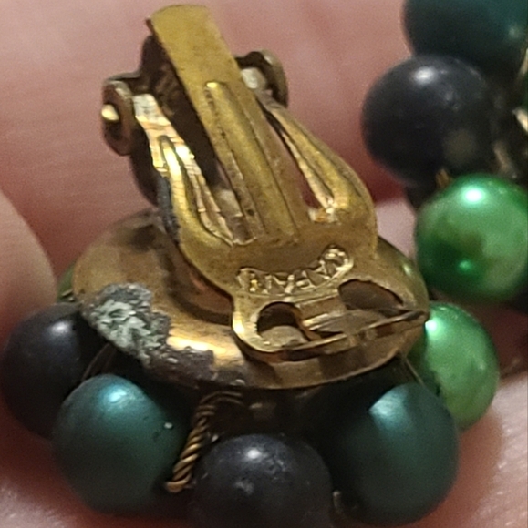 Vintage Lot of 5 Clip on Earrings - Picture 14 of 16